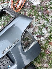 Prodám kufr na bmw e61 - 2