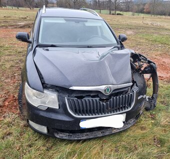 nd z škoda superb 2 1.8tsi 118kw vinová hnedá černá stříbrná - 2