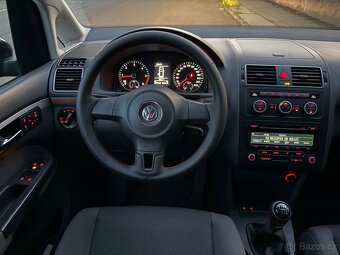 Volkswagen Touran - 2