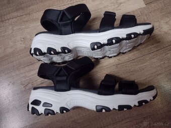 Dámské sandály Skechers Fresh Catch Yoga foam - 2