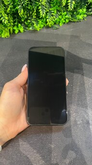 iPhone 13 - 2