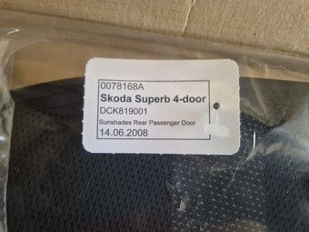 sluneční clony zadních bočních oken Škoda Superb II - 2