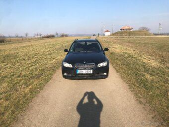 BMW E91 325i 2007 - 2