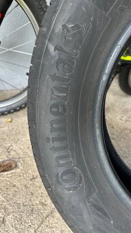 Continental 215/65/17 V XL - 2