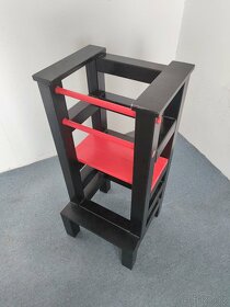 Montessori učící věž - červenočerná barva - 2