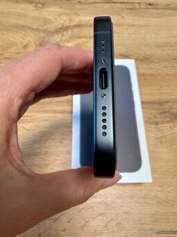 Apple iPhone 16 128gb Black. TOP stav, 18 měsíců CZ záruka. - 2