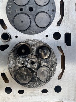 Hlava Alfa Romeo 159 - 2