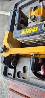 Akumulátorový Dewalt hor.rotační laserový nivel. - 2