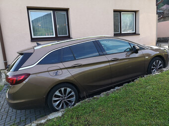 Opel Astra Sports Tourer AUTOMATIC - 2