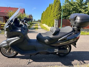 Suzuki Burgman 650 Executive - 2