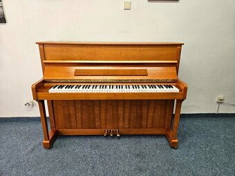 Prodám pianino STEIBECK s dopravou a zárukou . - 2