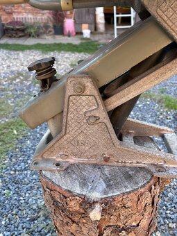 Sedačka na traktor IFA - 2