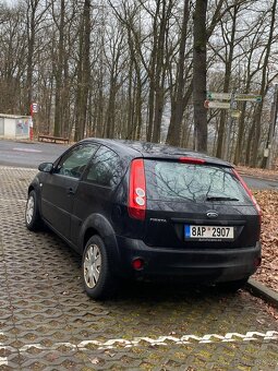 Ford fiesta - 2
