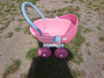 Plastový kočárek pro nejmenší - 2