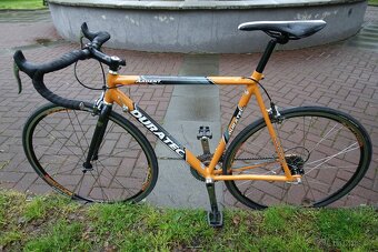 Silniční kolo Duratec - 2