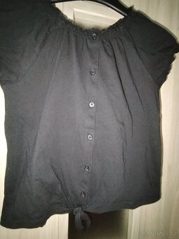 černé bavlněné triko vel.146/152 - 2