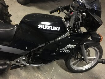 Yamaha 125 TZR, Suzuki 80 Gamma - 2