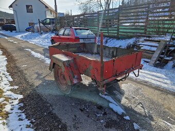 Odpružený vojenský vlek za traktor tovární výroby - 2