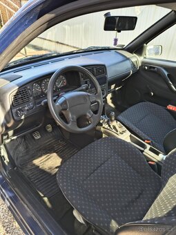 Volkswagen Passat B4/35i- 1.8 benzín CL 66KW - 2