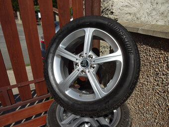 Superb III, Passat B8 - zánovní letní alu kola 17" 5x112 - 2