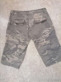 Dámské kraťasy, 3/4 kalhoty vel L - 2