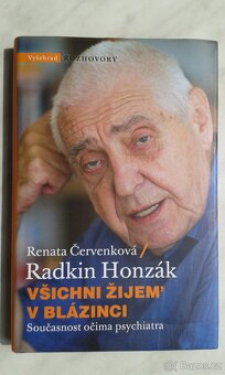Knihy Všichni žijem' v blázinci, Opravme se, Líbánkový efek - 2