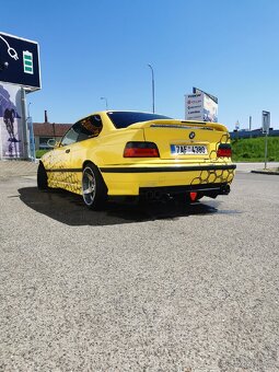 Bmw E36 330i coupe - 2