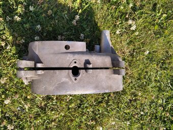 Prodám Kartery/blok motoru Jawa pionýr - 2