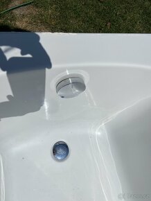 Akrylátová vana - 2