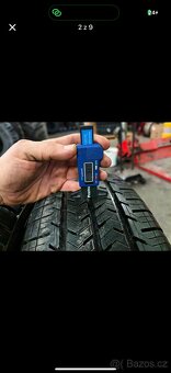 Prodám 215/60r17c Michelin Agilis letní dneu 8,5mm - 2