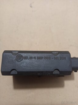 BMW E36 ovladač zámku dveří - 2