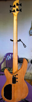 Prodám super basovou kytaru - 2