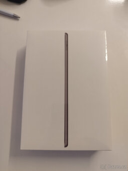 Apple iPad 10.2 64GB Wi-Fi Space Gray MK2K3FD/A - 2