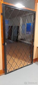 Mřížové dveře - 2