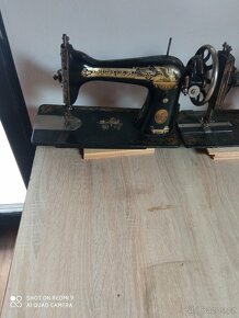Šicí stroje - 2