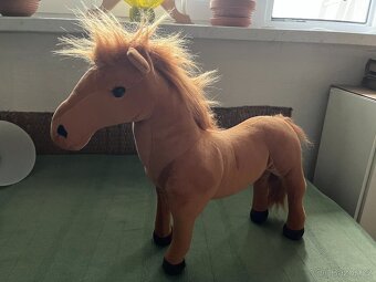 Plyšový koník - 2