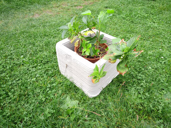 Betonový květináč - 2