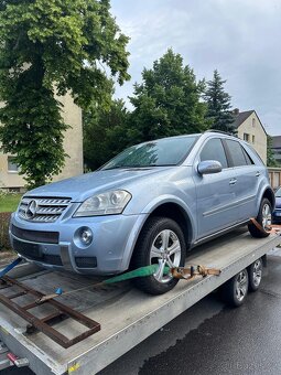 Mercedes benz ML164 GL 164 - 2