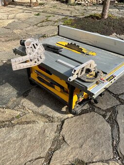 Stolní pila DeWALT  DW 745 qs - 2