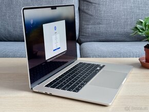 Apple MacBook Air 15,3" (2023) M2, 8GB, 256GB s APPLECARE+ - 2