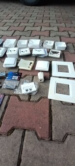 Elektro zásuvky apod - 2