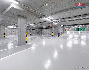 Prodej garážového stání, 12 m², Praha, ul. K učilišti - 2