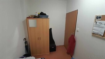 Samostatný pokoj ve studentském bytě - Brno - 2