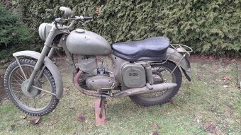JAWA 250/553-03 Libeňák, Švéd. r.v.1960. originální barva. - 2