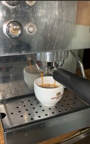 Kávovar La pavoni - 2