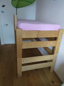 Dětská postel - zdarma pro zaplavené - 2