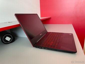 ASUS TUF Gaming – herní notebook + herní výbava ZDARMA - 2