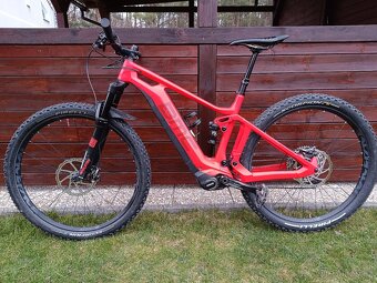 KARBONOVÉ ELEKTROKOLO BMC SPEEDFOX AMP TWO - vel. M - 2