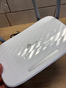 Router: TP-Link Archer C50 AC1200 Dual Band - 2