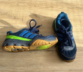 Botasky Adidas - 2
